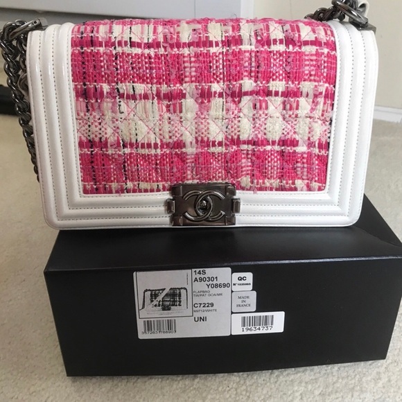 chanel pink tweed bag